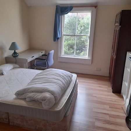 Annesley Park-Homestay Ap ダブリン エクステリア 写真