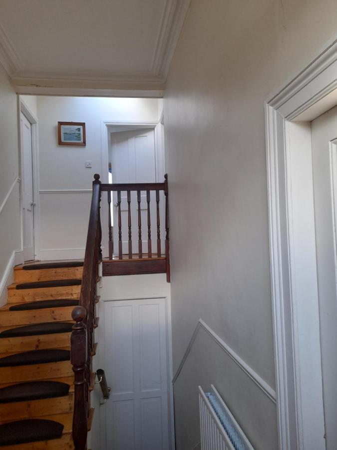 Annesley Park-Homestay Ap ダブリン エクステリア 写真